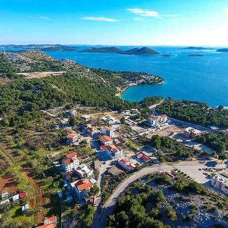 Kristijan Apartment Drage