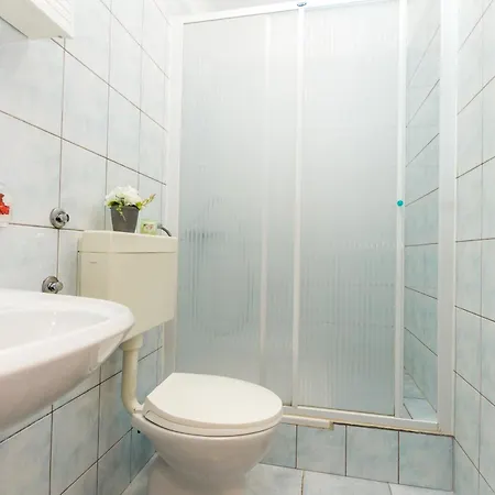 Kristijan Apartament *