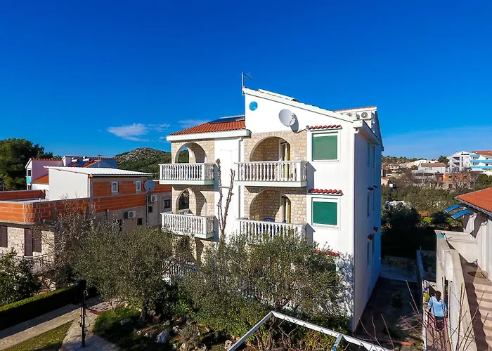 Kristijan Apartment *