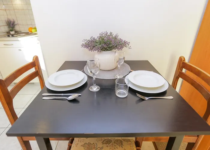 Kristijan Apartment *