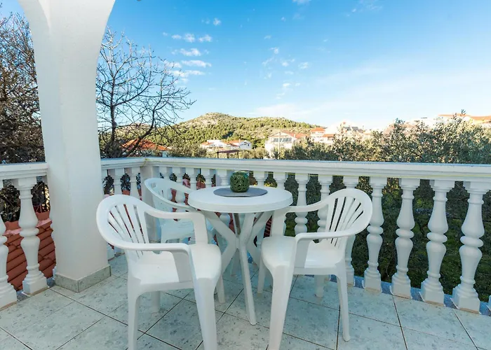 Kristijan Apartment *