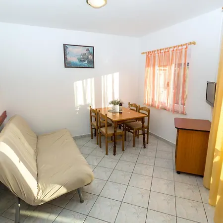 Apartment Kristijan *