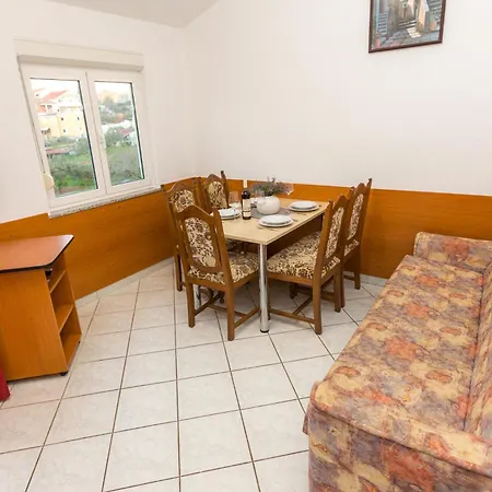 Apartment Kristijan *